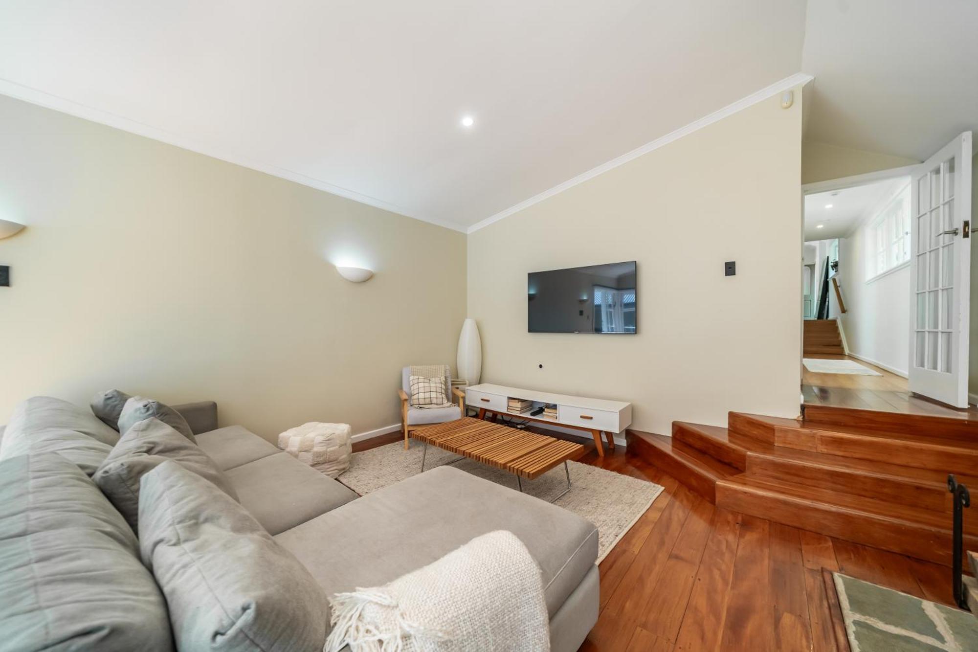 Pinehaven Cottage Upper Hutt Esterno foto