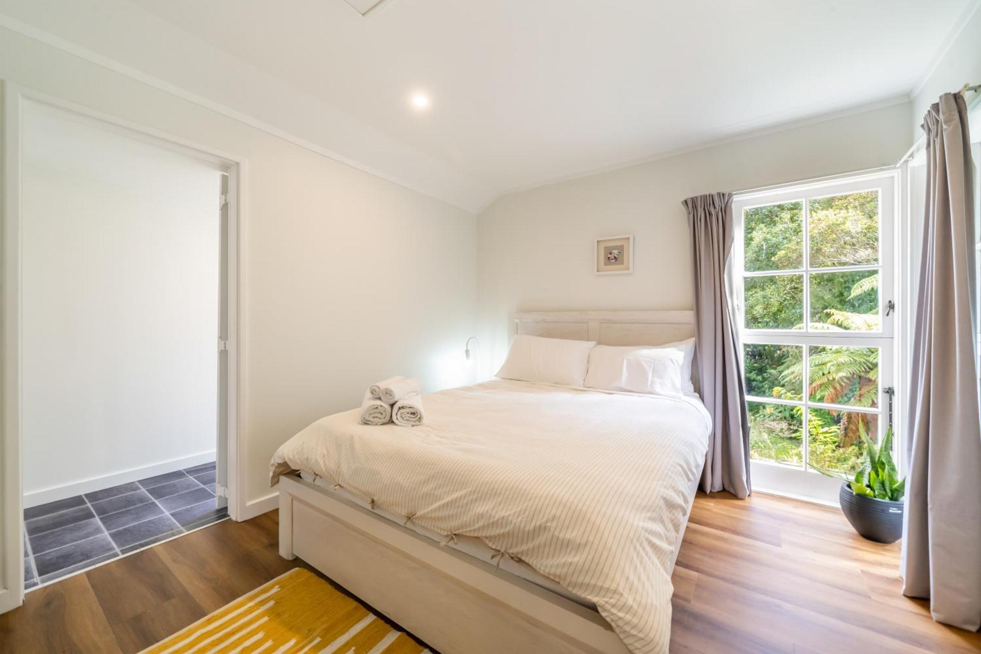 Pinehaven Cottage Upper Hutt Esterno foto